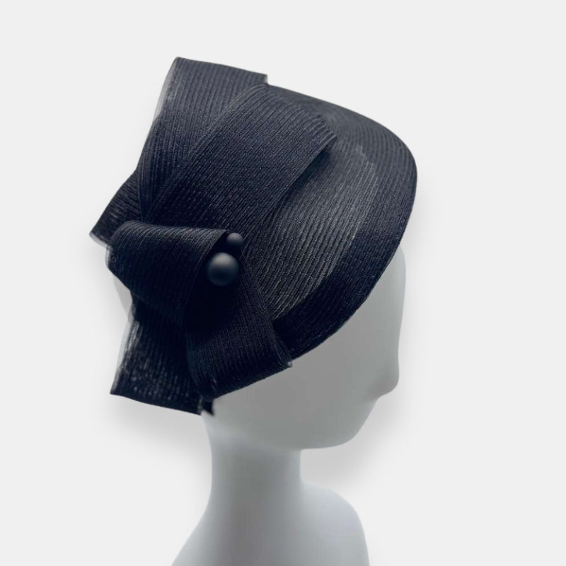 Black Horsehair Fascinator with Ribbon and pin Detail