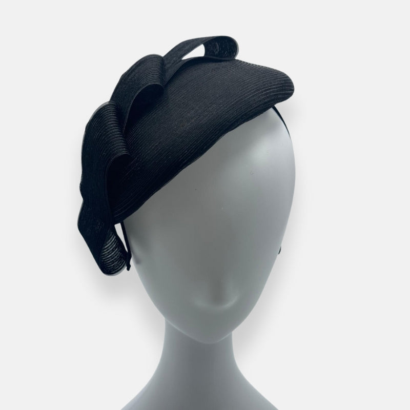 Black Straw Fascinator
