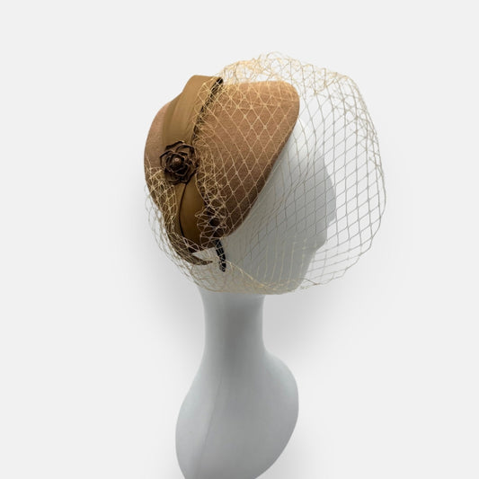 Fascinator With Bow & Veil