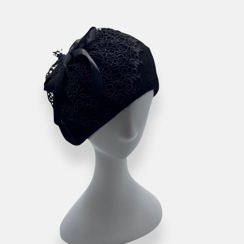 Lace Detail Beret