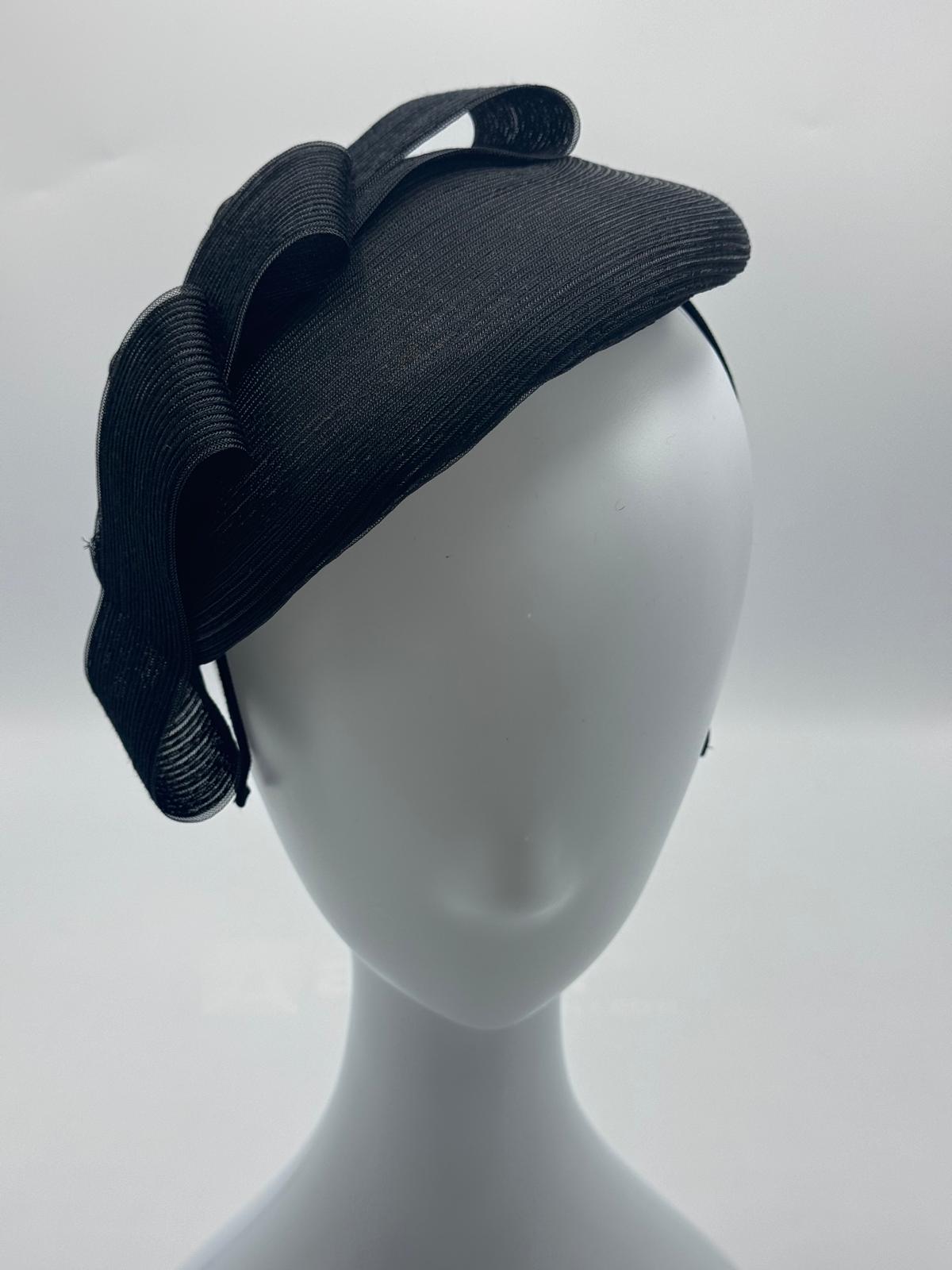 Black Straw Fascinator