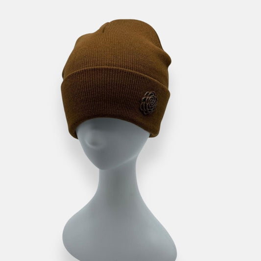Ribbed Beanie With Rose Pin