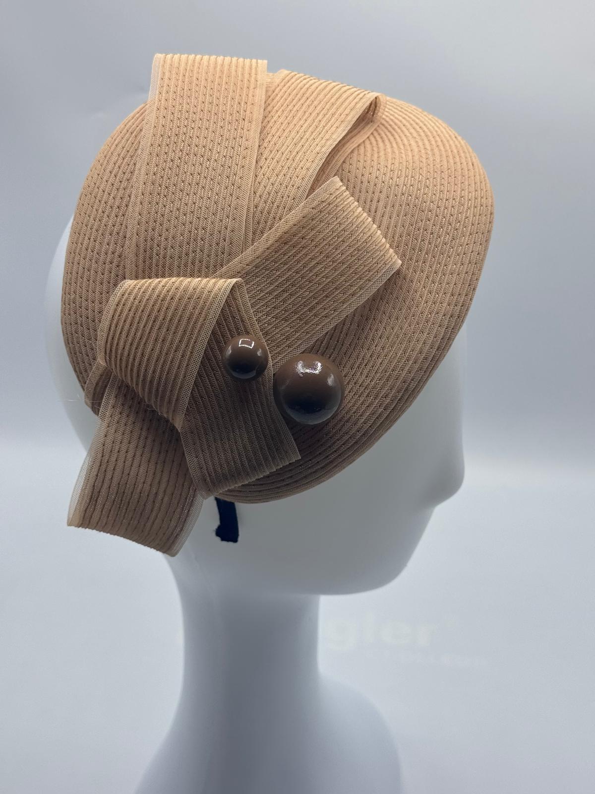 Tan Horsehair Fascinator