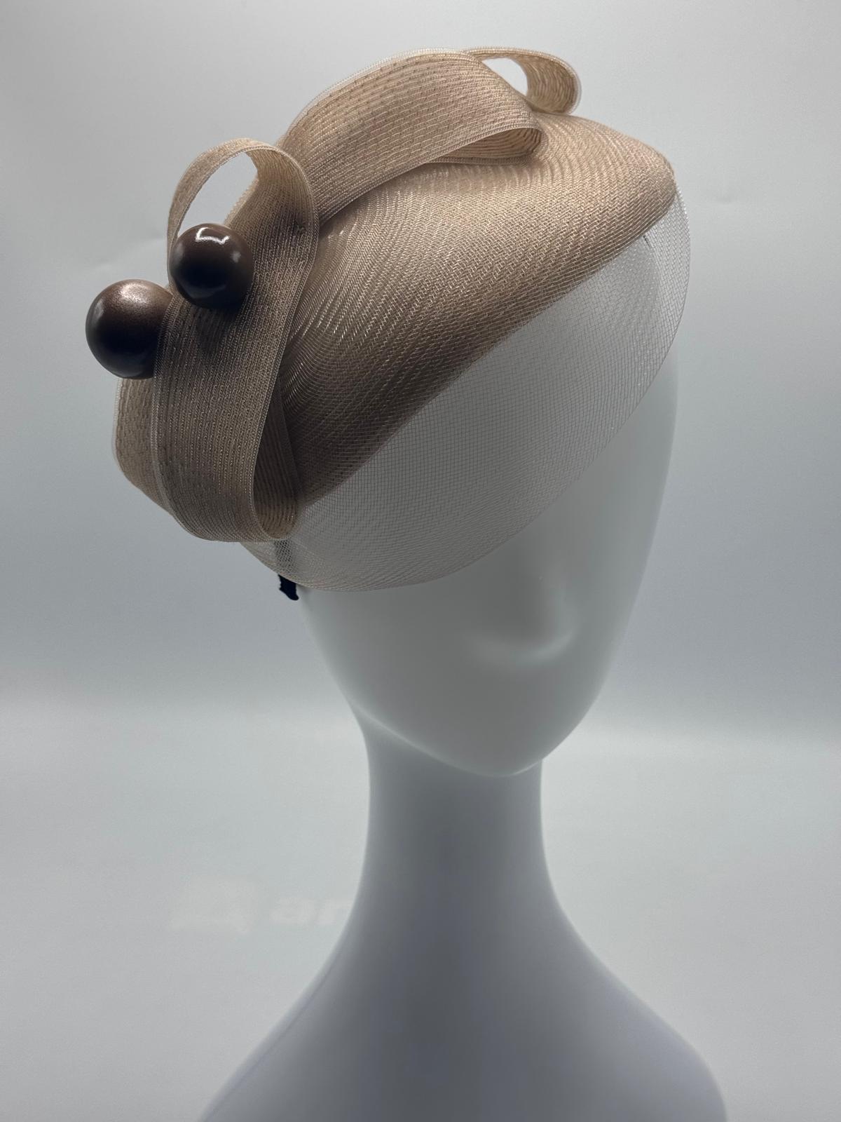 Petite Nude Horsehair Fascinator with Double Pearl Trim